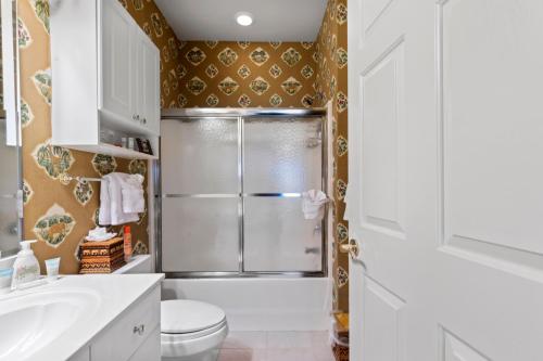 Stunning 3BR Condo Magnolia Point - 화장실