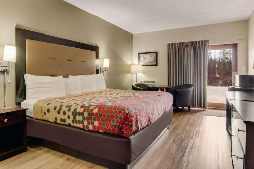 Econo Lodge by Choicehotels - image 11