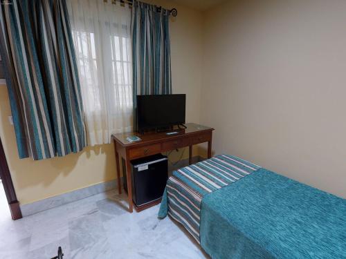 Hotel La Parrita - image 13