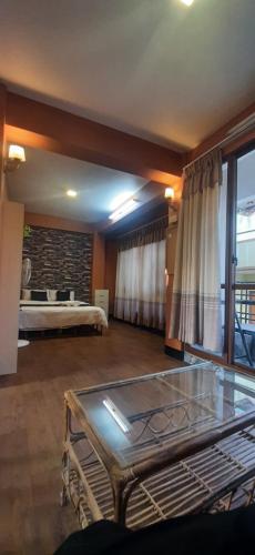 1 twin bed