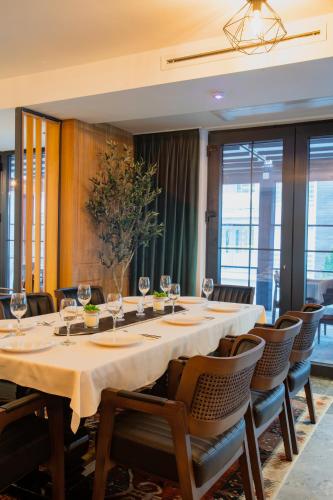 Εστιατόριο, Ador Hotel in Πρίστινα