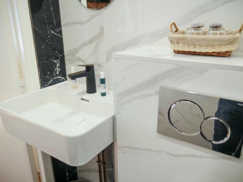 Altera Roma Hôtel – Avignon, UT