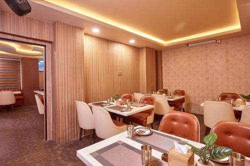 Restaurant, The Samrat Palace - Luxury Hotel in Kathmandu in Balaju Gongabu