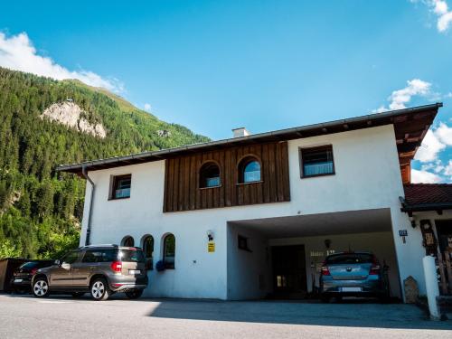 Haus Huter 4