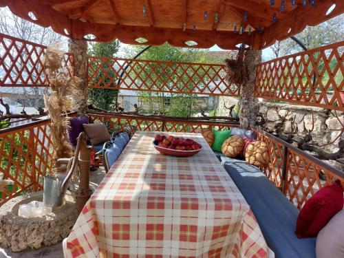 Iekārtas, Prespa`s Balcony Guesthouse in Tušemišta