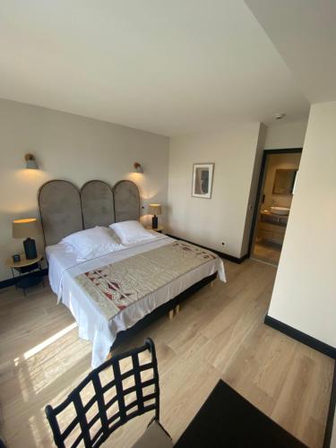 HOTEL ARENA FREJUS