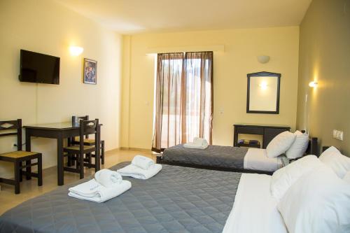 Adonis Hotel - image 10