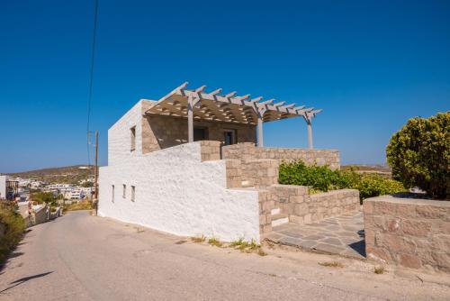 Stone house Tripiti