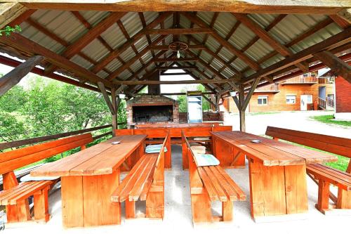 Apartments Laura in อุทยานแห่งชาติพลิทวิค