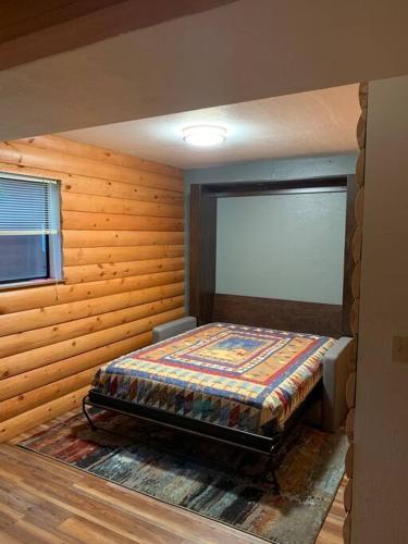 Fully updated Truckee cabin with plenty of beds