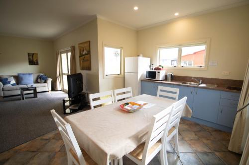 Tuscany On Thames Motel in Thames