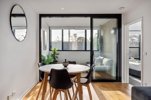 . Wattle Beachside Apartment