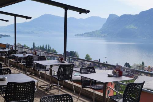 Hotel Roggerli - main image