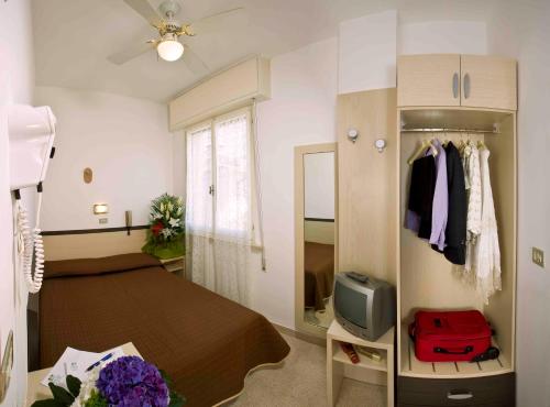 1 double bed