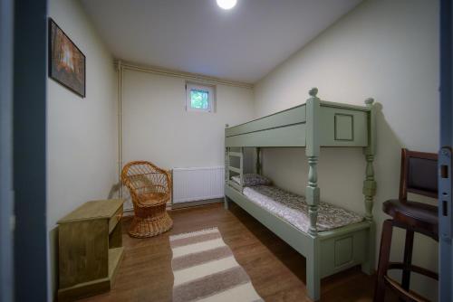 Parkside Vila - image 10