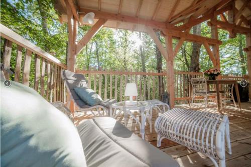 Facilities, D'EMILION De SENS in Gardegan-et-Tourtirac