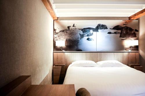 โรงแรมมูตง บล็อง (Mouton Blanc Hotel) in มง แซงต์ มิเชล