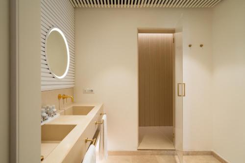 Executive Suite with Sea View