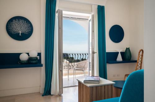 Executive Suite with Sea View