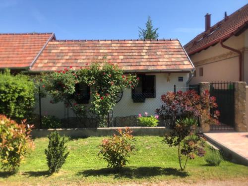 CSAOL Apartman ház