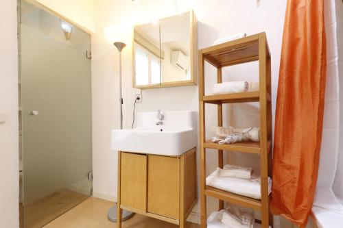 Three-Bedroom Apartment image 5