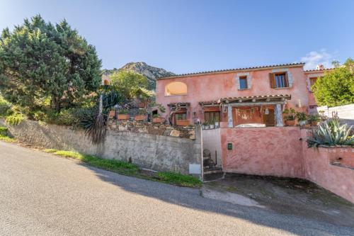 House in San Teodoro among the scents of Sardinia