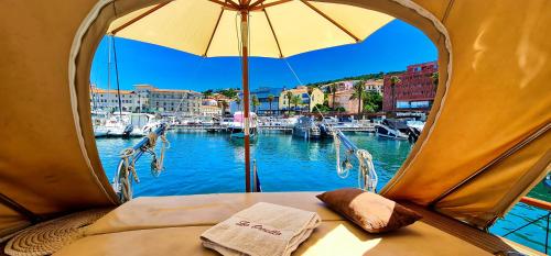 La Ornella - Location bateau à quai de Thierry Bourgait - Hôtel - Banyuls-sur-Mer