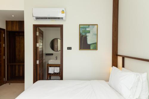 Baan Kamana Guest House - Tap to explore photos