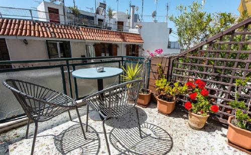 Adam's Hotel - image 6