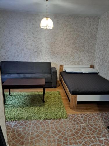 Dobar san, Zagreb