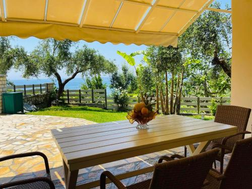 Triantis Apartments gîte à louer Vráchos