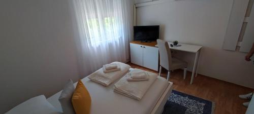 Villa Monera Apartments & Rooms & Free Garage in Mostar
