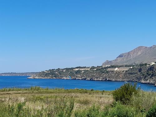 Margherita´s nest by the sea with birds song in Trappeto