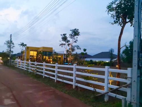 Colorful Pool Villa, Chiang Rai, Thailand