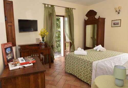 1 queen bed
