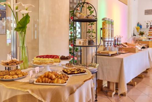 Eco Hotel Ariston - image 6