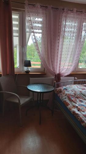 Deluxe Double Room (2 Adults + 1 Child)