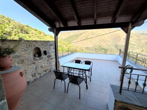 Grandma Agatha & Virginia's stonehouse in Innachori