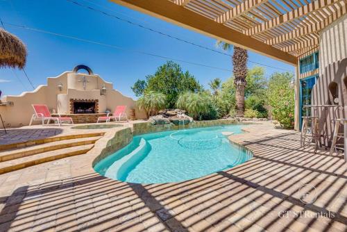 VISTA DEL HAVASU- Home with Beautiful Views & Backyard Oasis