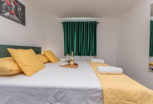 Superior Apartment image 10