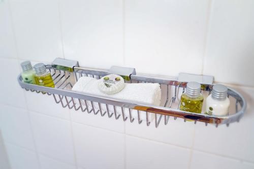Collins Standard image 3