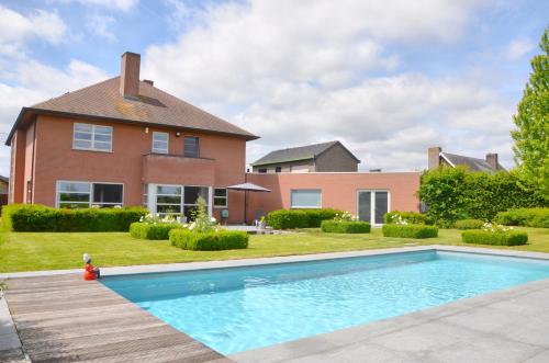 Luxe villa in Vlaamse Ardennen met zwembad - Location, gîte - Avelgem