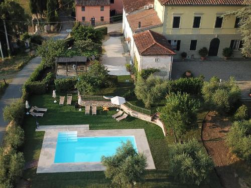 Centrally located for the cities of art in Tuscany in a picturesque area