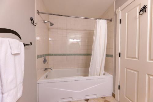 Seneca Unit 100 - image 10