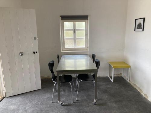Post Office Lodge - Dhilba Guuranda-Innes National Park in Marion Bay
