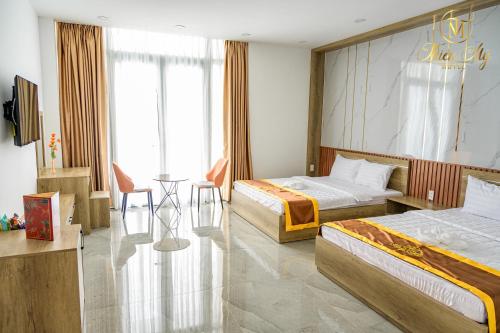2 double beds