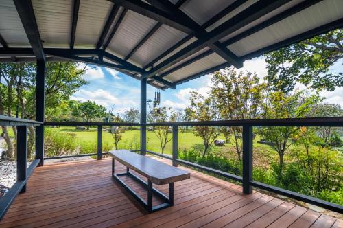 Exterior view, Feng Chun Villa near Cingshuei Dire Park