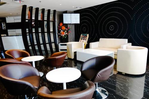 Empress Hotel Makassar City Center by LIFE in Μακασσάρ