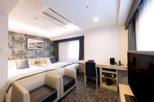 room detail thumbnail 1