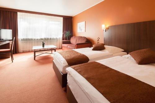 Hotel Mondial - image 7